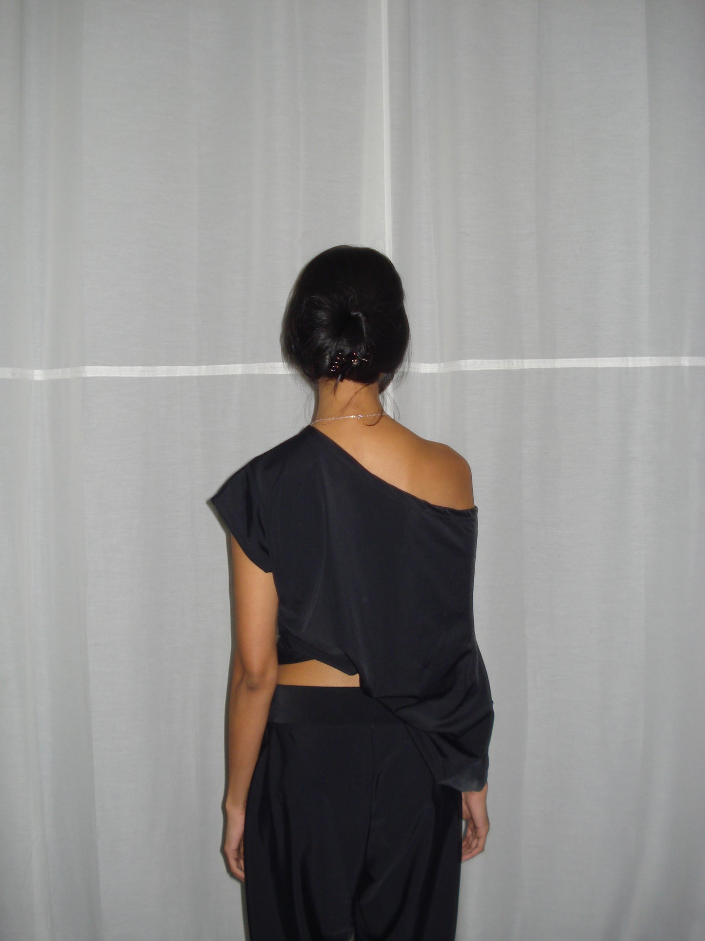 “COLD SHOULDER” top
